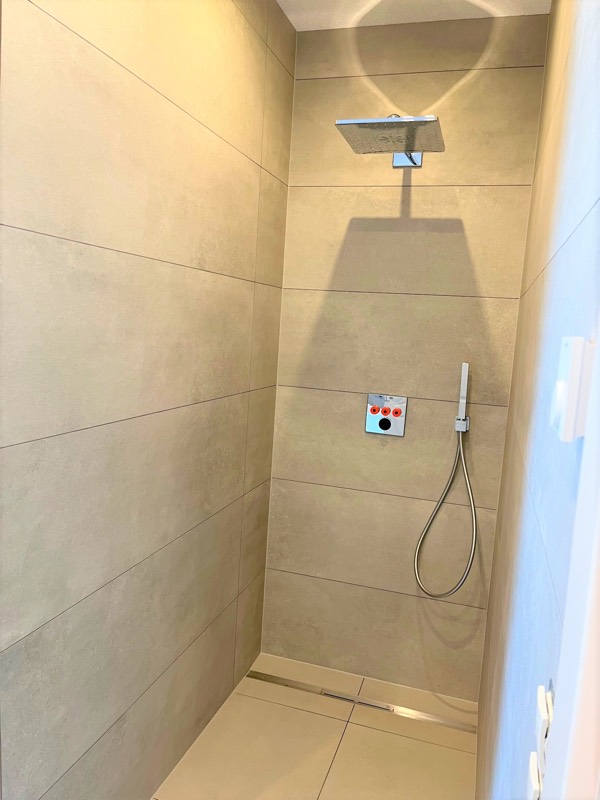 Badezimmer im Bungalow in Birken, Honigsessen